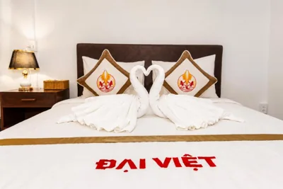 Deluxe Queen Room — The Rice Hotel 131 Bui Vien